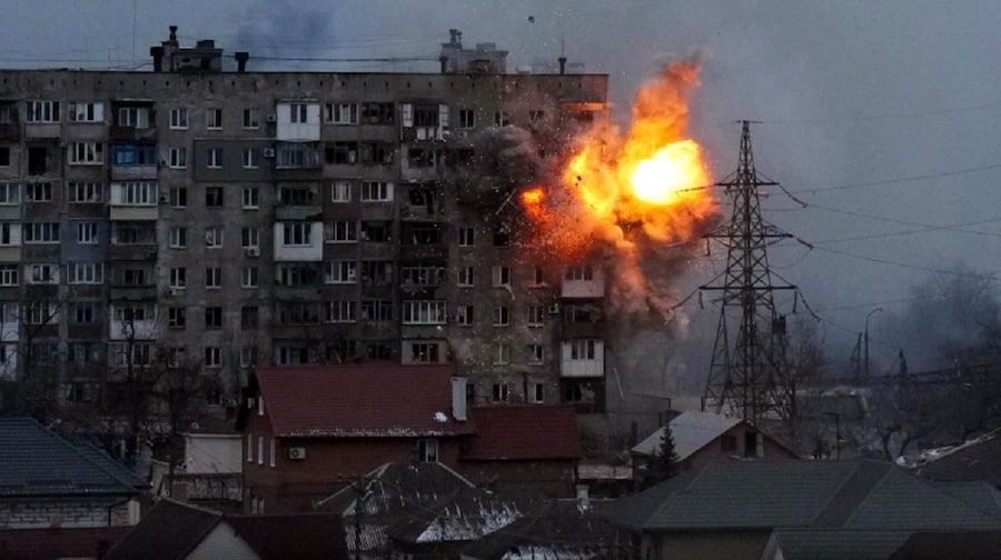 Russia Ukraine War Live: रूस के कब्जे वाले Chornobyl न्यूक्लियर पावर प्लांट से 64 यूक्रेनी कर्मी रिहा - Russia Ukraine war 26th day live news updates Vladimir Putin Zelensky Joe Biden ntc - AajTak