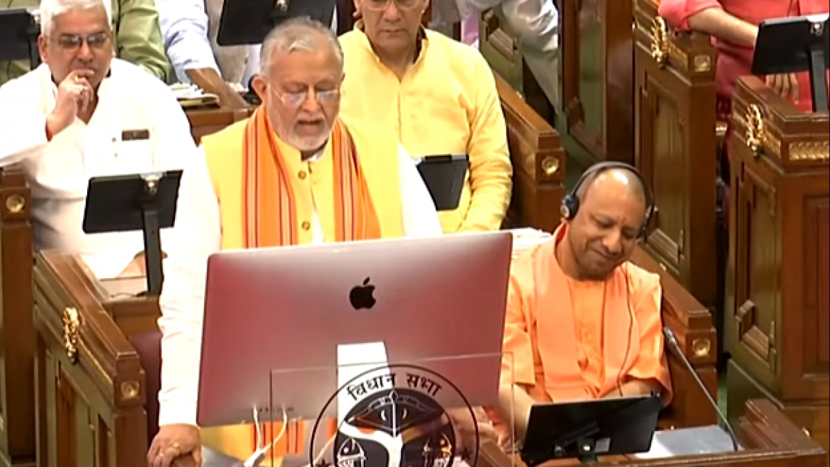 UP Budget Live: उत्तर प्रदेश विधानसभा में बजट पेश कर रहे हैं वित्त मंत्री सुरेश खन्ना