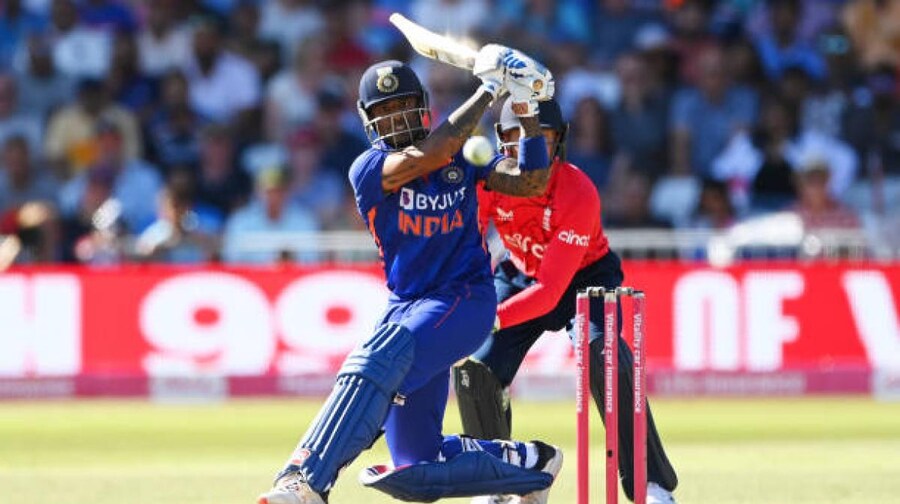 Ind Vs Eng 3rd T20 LIVE: टी-20 सीरीज में इंग्लैंड का सूपड़ा साफ करने उतरेगी टीम इंडिया, थोड़ी देर में टॉस - India vs England 3rd t20 match live score in hindi