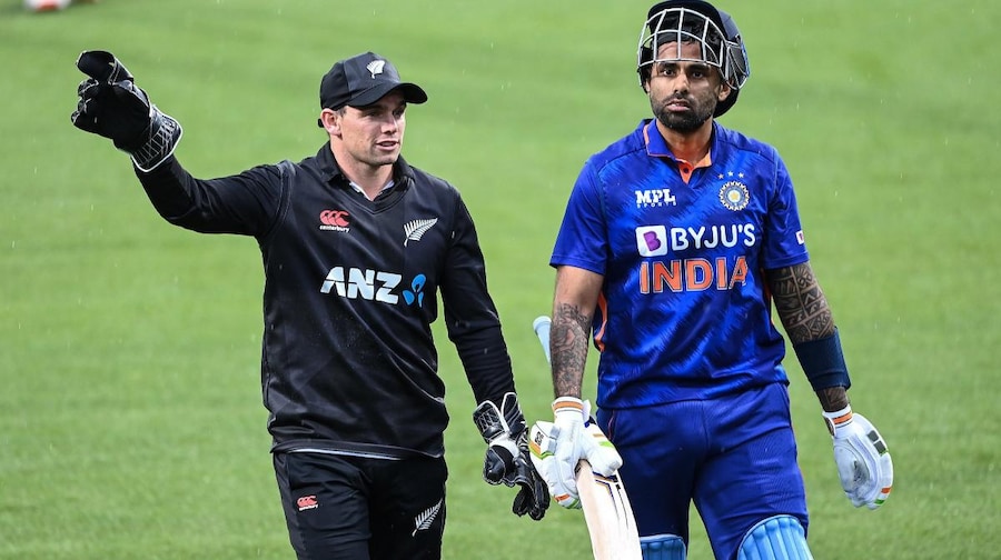 IND vs NZ: आखिरी मैच जीतकर 'क्लीन स्वीप' करना चाहेगी भारतीय टीम, नंबर 1 टीम बनने का मौका Ind Vs Nz 2nd ODI Live Score: बारिश ने बिगाड़ा खेल, रद्द किया गया भारत-न्यूजीलैंड दूसरा वनडे - India vs new Zealand 2nd odi match Hamilton weather update rain forecast shikhar dhawan
