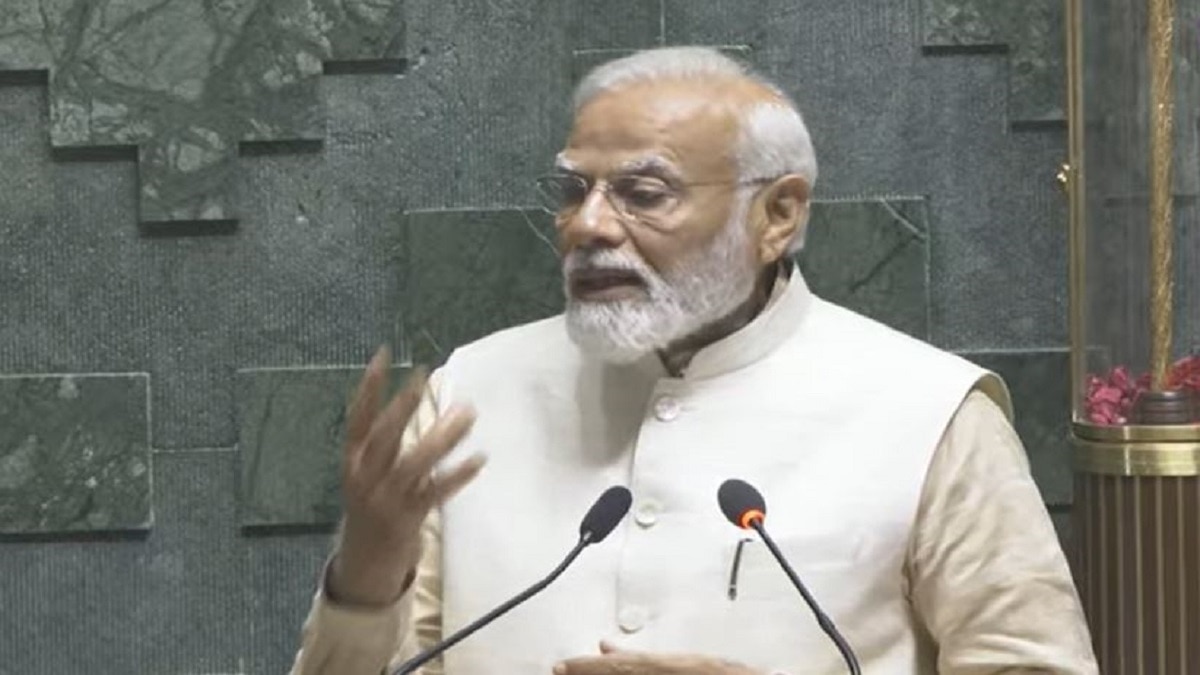 नए संसद भवन में संबोधित करते हुए पीएम मोदी