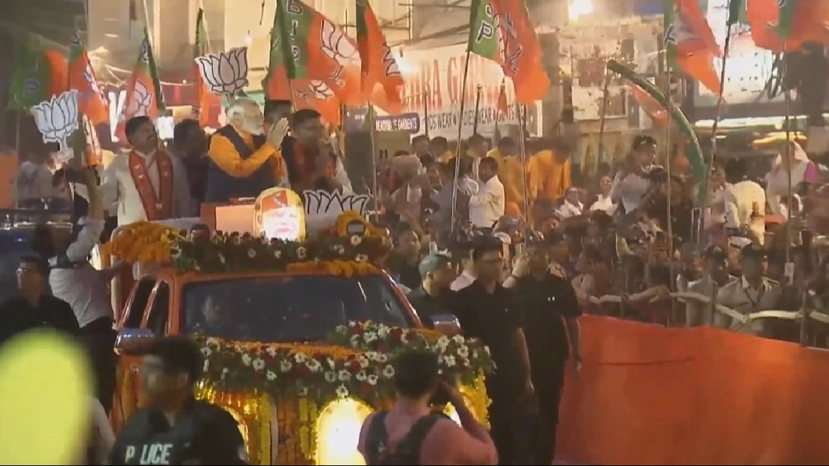 PM मोदी ने जबलपुर में किया रोड शो