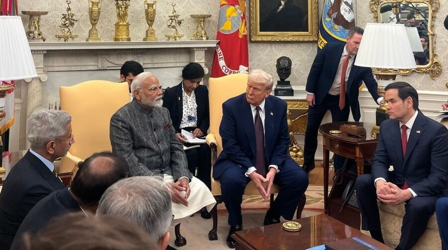 PM Modi US Visit Live: 'डिफेंस, टेक्नोलॉजी और सुरक्षा पर हुई बात', अमेरिकी  NSA से मीटिंग के बाद बोले PM मोदी - Pm modi us visit live updates narendra  modi donald trump