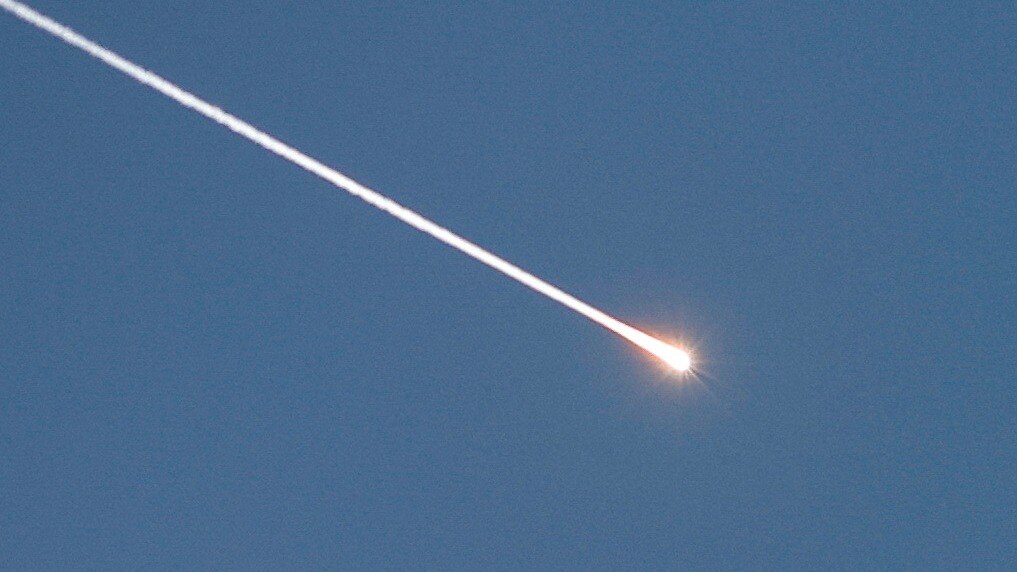 Iran-Israel ceasefire LIVE Updates: सीजफायर लागू लेकिन उससे ठीक पहले ईरान ने दागी मिसाइलें, इजरायल के 6 नागरिकों की मौत