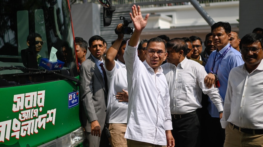 चुनावी नतीजे में BNP सबसे बड़ी पार्टी बनकर उभरती नजर आ रही है. (Photo: AP)