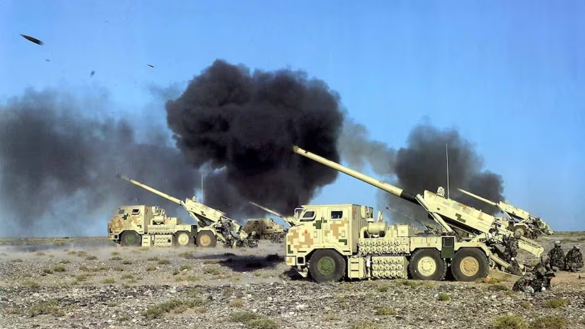 पाकिस्तान-अफगानिस्तान में छिड़ी जंग, तालिबान ने कब्जाए कई बॉर्डर पोस्ट, PAK आर्मी ने काबुल में गिराए बम