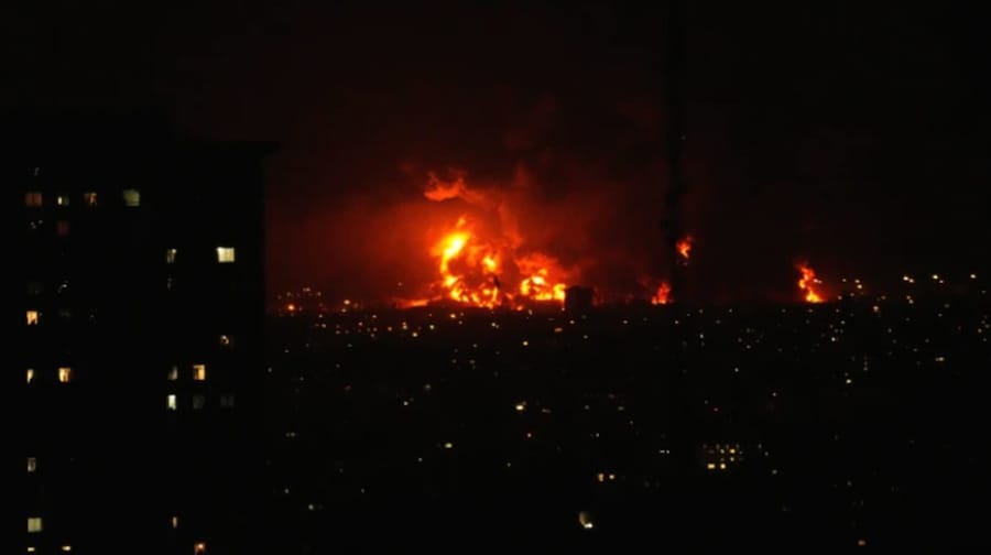 US-Israel Attacks Iran LIVE: फ्यूल टैंकों पर ड्रोन अटैक! इजरायली सेना का बेरूत में हमला... 20 ईरानी नागरिकों की मौत, 9वें दिन भी युद्ध जारी - Iran vs Israel America war live