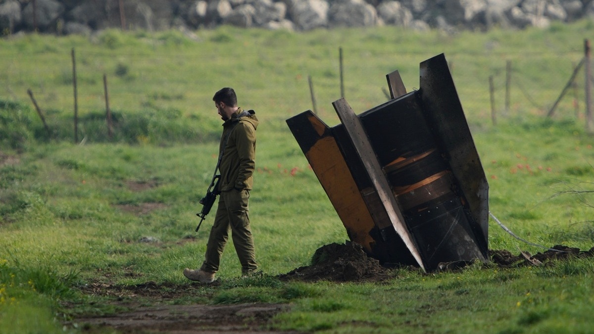 Israeli soldier iran missile