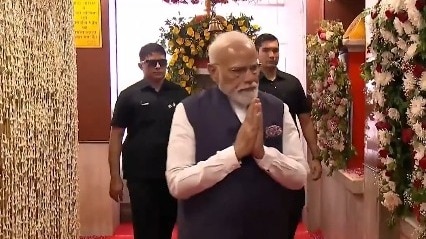 PM Modi reached  Daat Kali Temple.