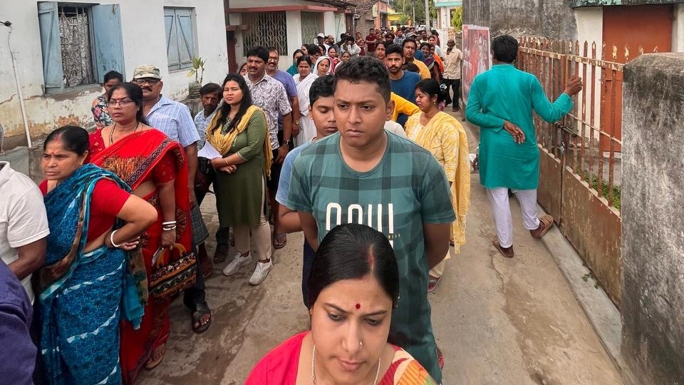 पश्चिम बंगाल (पहला चरण) और तमिलनाडु विधानसभा चुनाव 2026 की वोटिंग हो रही है. (Photo- ITG)