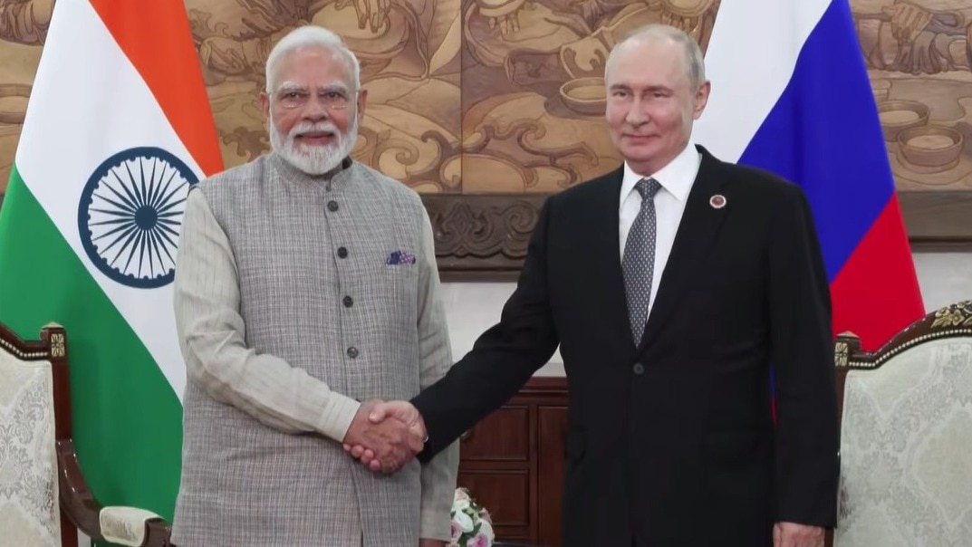  Prime Minister Modi with Russian President Vladimir Putin.