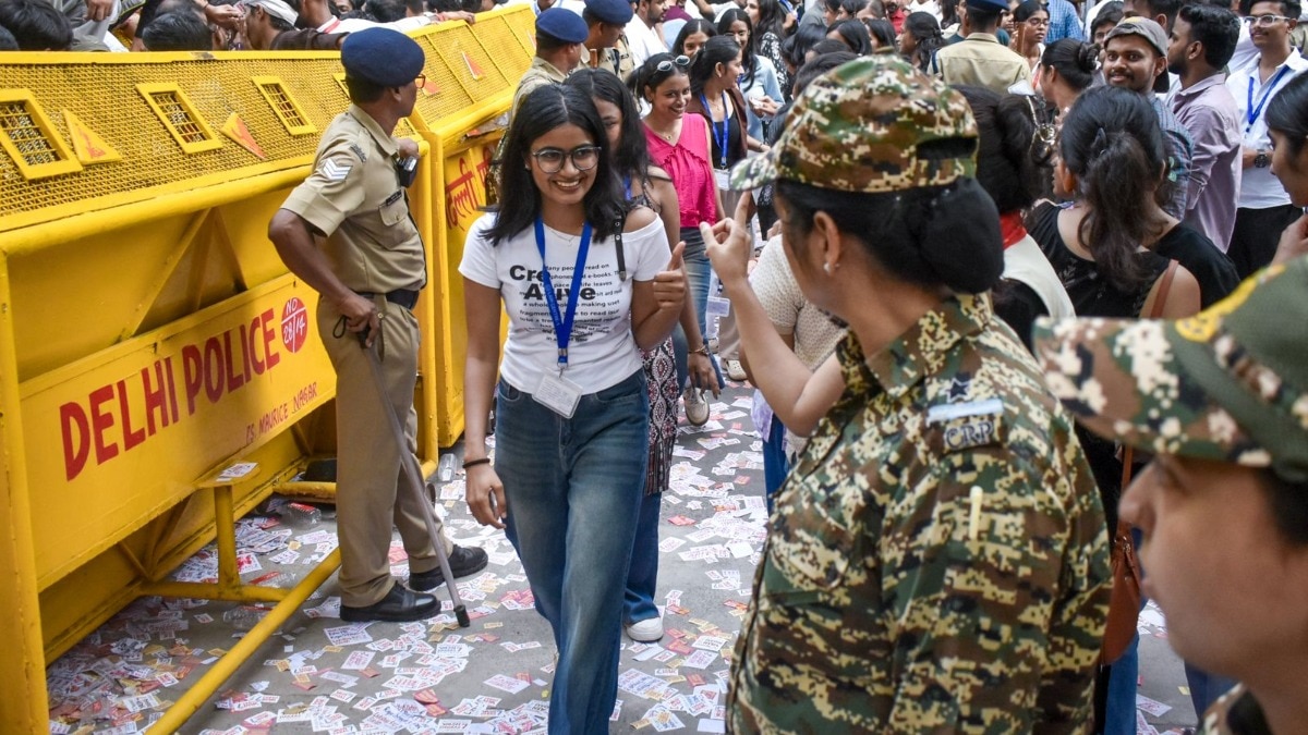 दिल्ली यूनिवर्सिटी में जारी है मतगणना. 