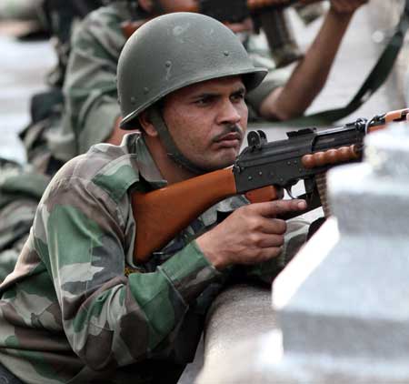 एनएसजी के कमांडो ने ताज को मुक्‍त कराया