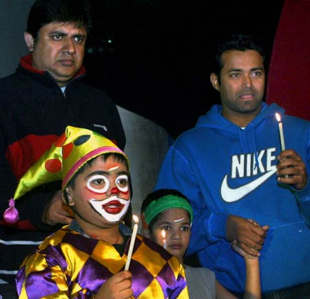 धूमधाम से मना क्रिसमस