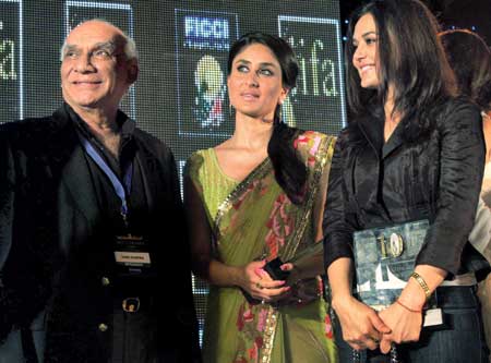 अवार्ड समारोह में अमिताभ