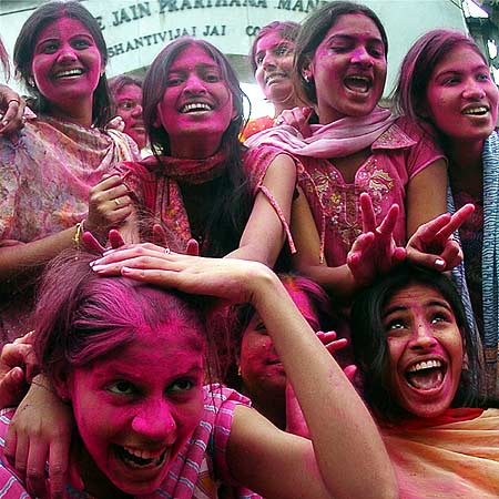 बुरा न मानो होली है