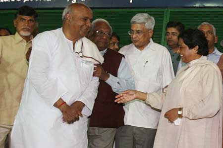 मायावती का महाभोज