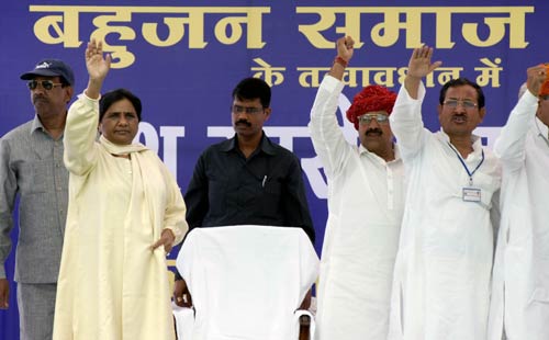 मायावती ने की जयपुर में रैली