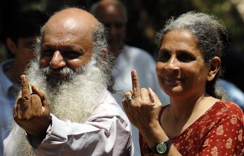 देशभक्ति के रोल में बॉलीवुड के सितारे