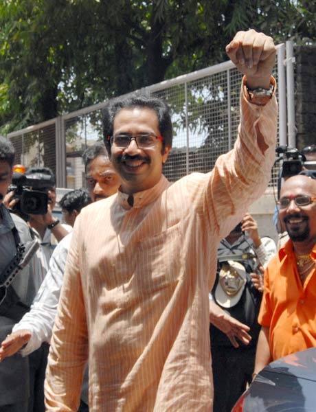 देशभक्ति के रोल में बॉलीवुड के सितारे