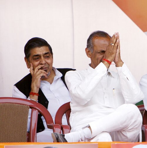 राजनीति में रमते जा रहे 'युवराज'