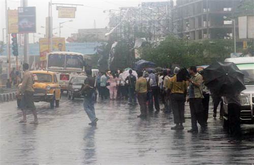 काश! न आया होता 'आएला'