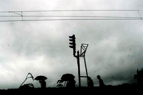 काश! न आया होता 'आएला'