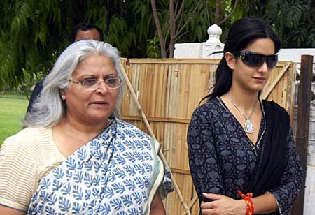 गुलाबी नगरी में कैटरीना कैफ