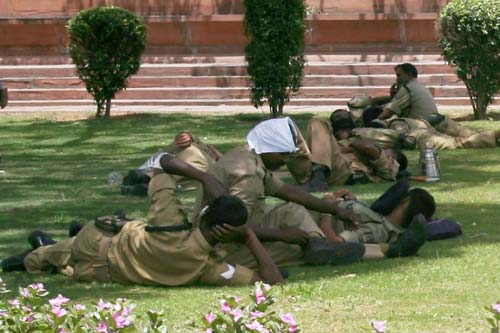 न जाने कब आएगी बरखा रानी