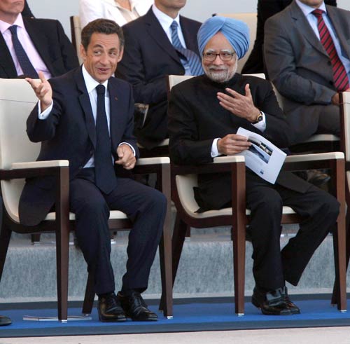 पेरिस में बास्‍टाइल डे परेड