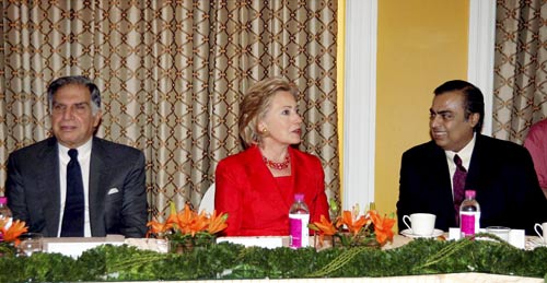 भारत दौरे पर हिलेरी क्लिंटन