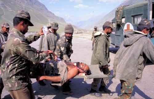 जंग में दिखा सैनिकों का जज्‍बा