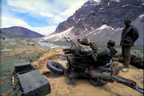 जंग में दिखा सैनिकों का जज्‍बा