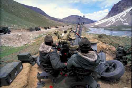 जंग में दिखा सैनिकों का जज्‍बा