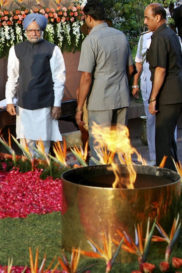 कारगिल के शहीदों को शत-शत नमन