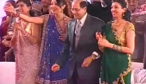 आखिरकार ईलेश की हुई राखी