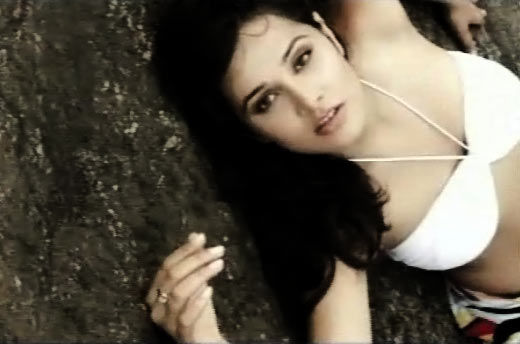 प्रियंका कोठारी का फोटो शूट...