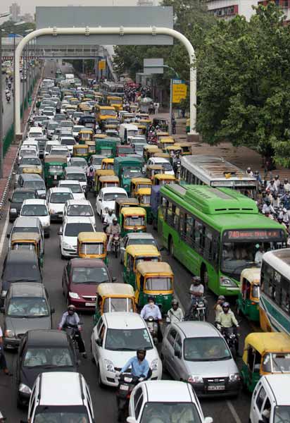 बारिश में नाच उठा दिल्‍लीवासियों का मन-मयूर