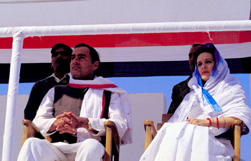 दूरदर्शी प्रधानमंत्री थे राजीव गांधी