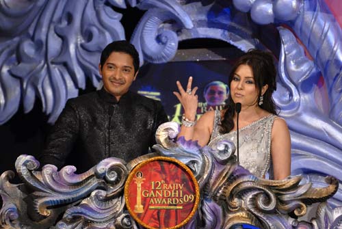 राजीव गांधी अवार्ड से खिले चेहरे