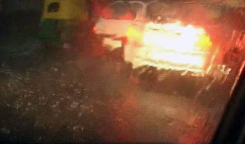 बारिश से थमी दिल्‍ली की रफ्तार