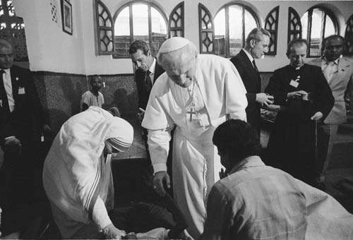 ममतामयी मदर टेरेसा की याद में