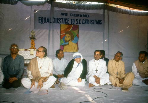 ममतामयी मदर टेरेसा की याद में