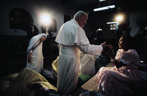 ममतामयी मदर टेरेसा की याद में