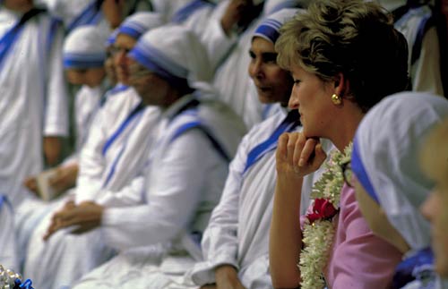 ममतामयी मदर टेरेसा की याद में