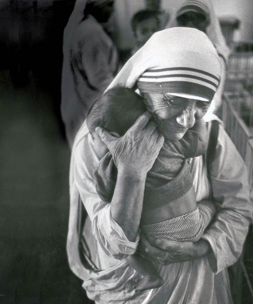 ममतामयी मदर टेरेसा की याद में