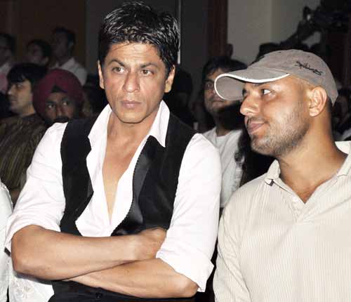 अवार्ड समारोह में सितारों का जमघट