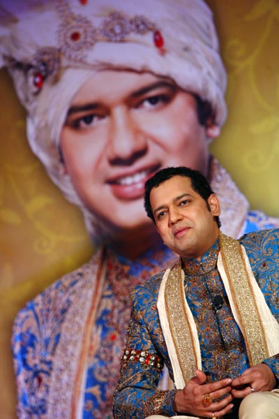 राखी सावंत के नक्‍शे कदम पर चले राहुल महाजन