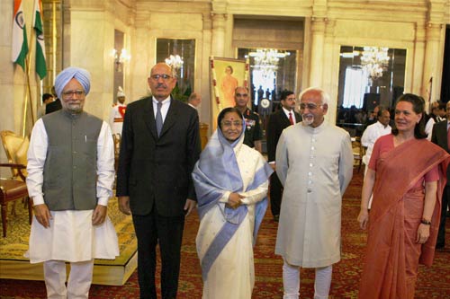 अलबरदेई को इंदिरा गांधी शांति पुरस्कार