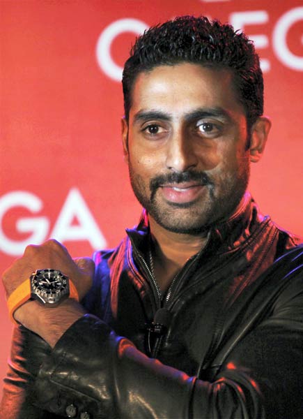 ब्रांड प्रमोशन करते अभिषेक बच्‍चन